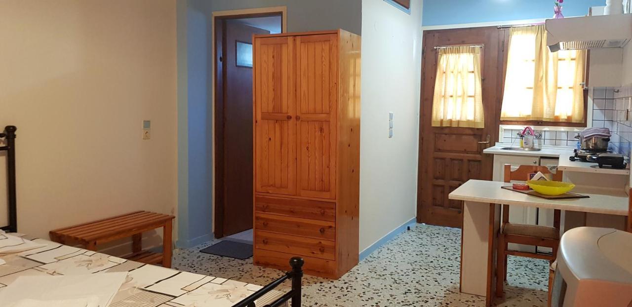 Iasonas Rooms Agios Kirykos  Exterior photo